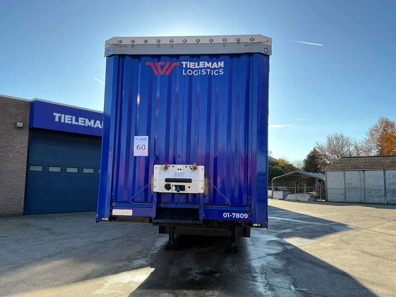 2024 KRONE SD SEMI-TRAILER - Poluprikolica: slika 3 2024 KRONE SD SEMI-TRAILER - Poluprikolica: slika 3