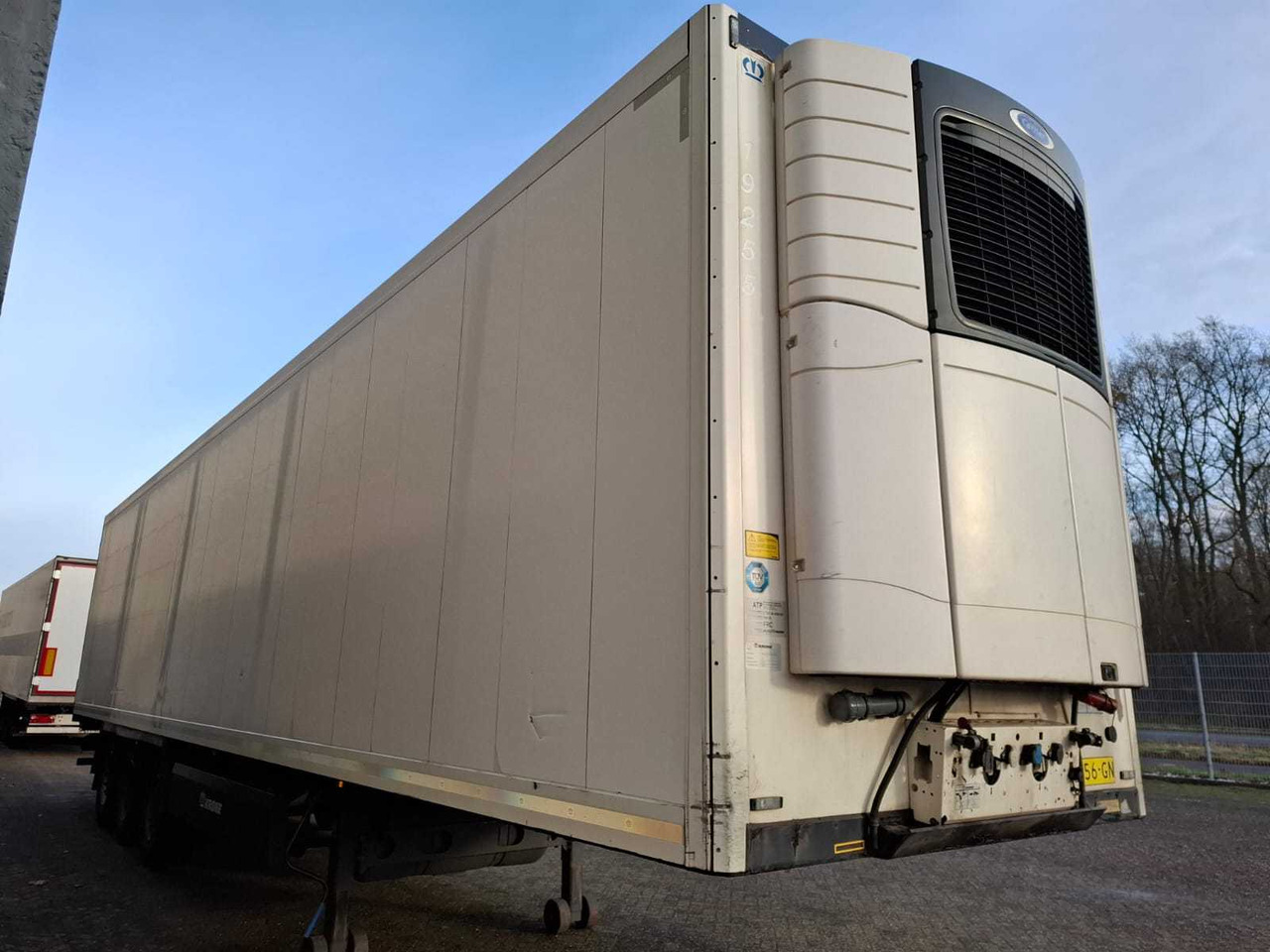 KRONE - 2016 - TKS MEETHANG - SEMI-TRAILER - Poluprikolica: slika 1 KRONE - 2016 - TKS MEETHANG - SEMI-TRAILER - Poluprikolica: slika 1