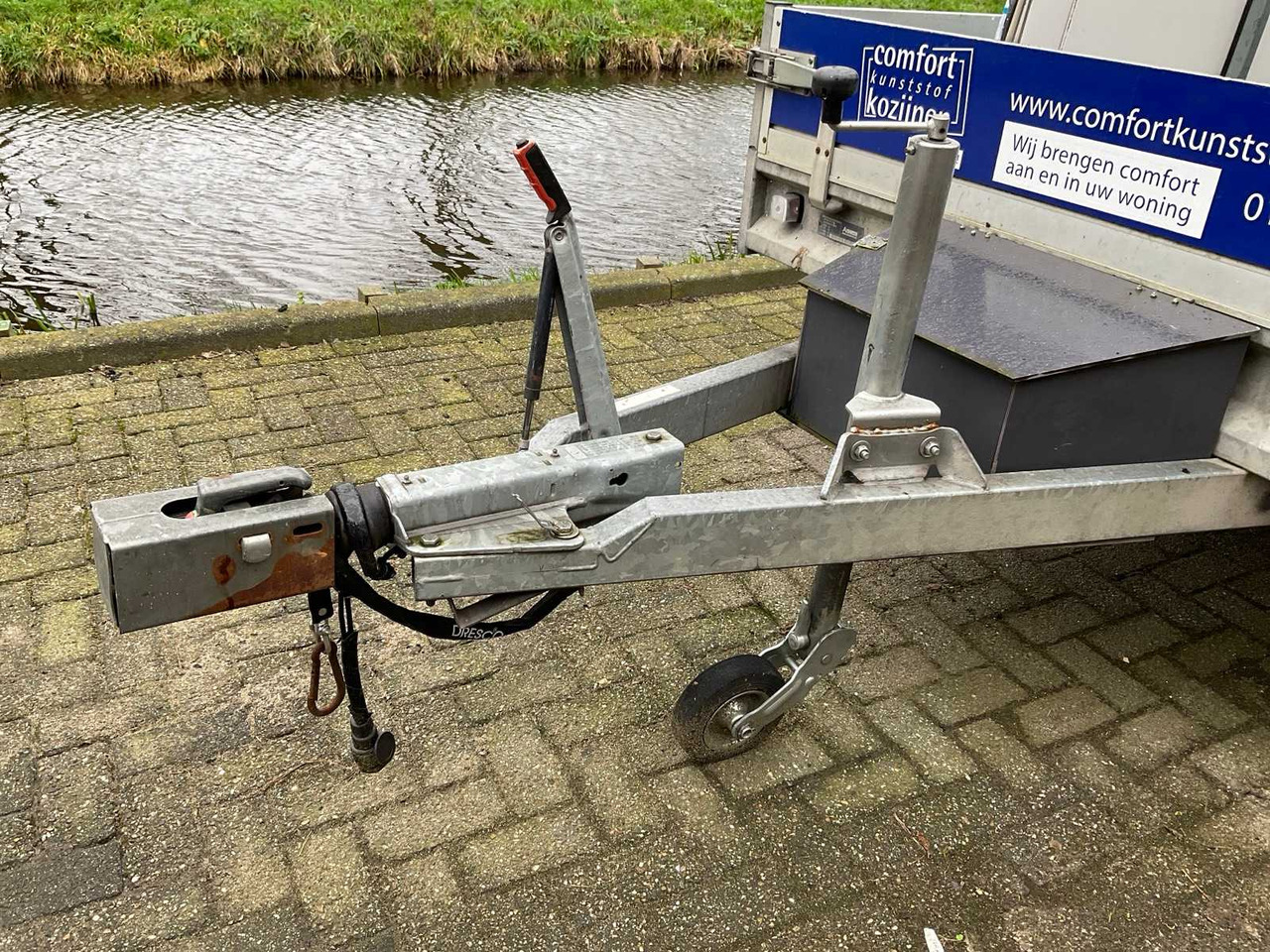 2017 PSX 2000 GLASRESTEEL TANDEM AXLE - Prikolica: slika 4 2017 PSX 2000 GLASRESTEEL TANDEM AXLE - Prikolica: slika 4