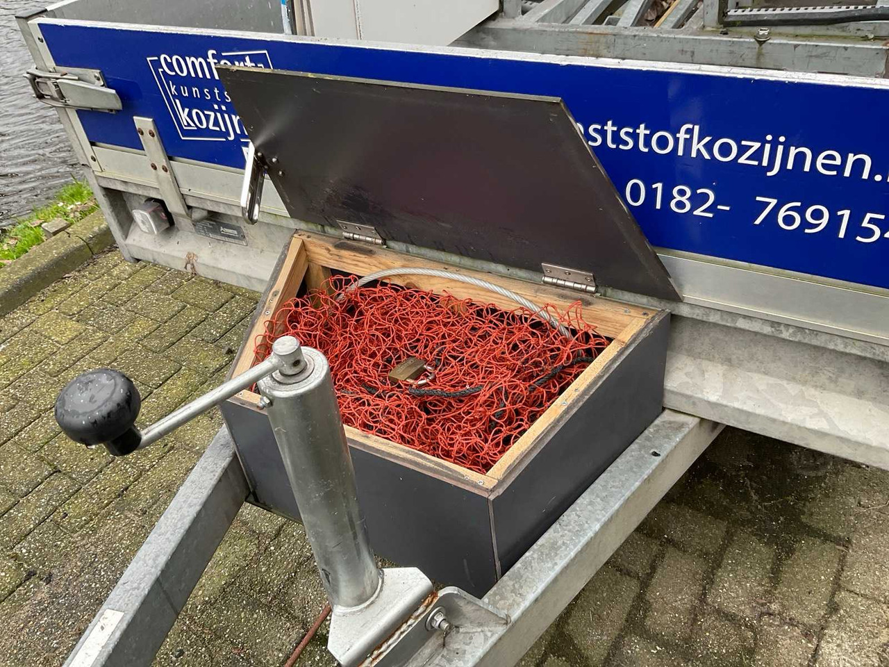 2017 PSX 2000 GLASRESTEEL TANDEM AXLE - Prikolica: slika 3 2017 PSX 2000 GLASRESTEEL TANDEM AXLE - Prikolica: slika 3