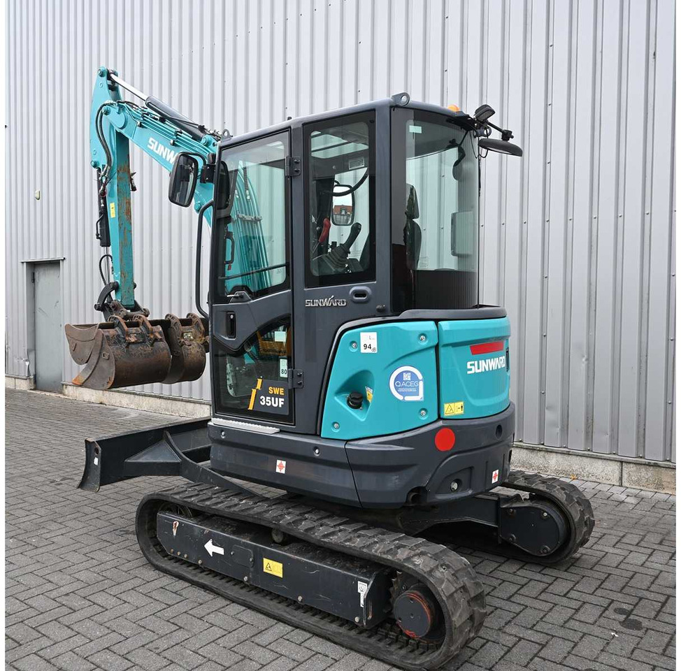 SUNWARD - 2022 - SWE35UF - CRAWLER EXCAVATOR - Bager: slika 3 SUNWARD - 2022 - SWE35UF - CRAWLER EXCAVATOR - Bager: slika 3