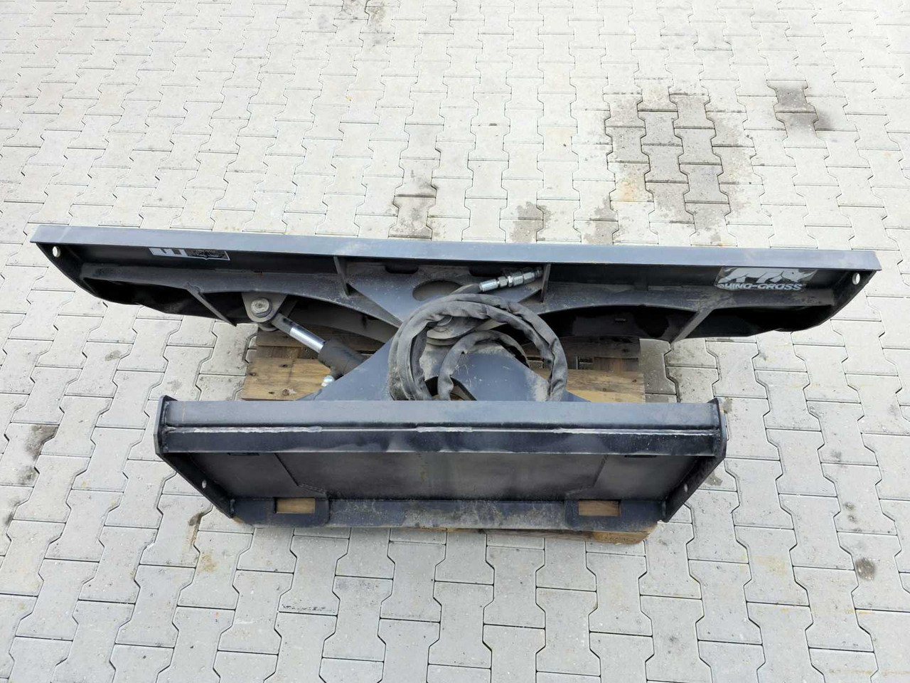 Shovel - Raonik za sneg: slika 2 Shovel - Raonik za sneg: slika 2