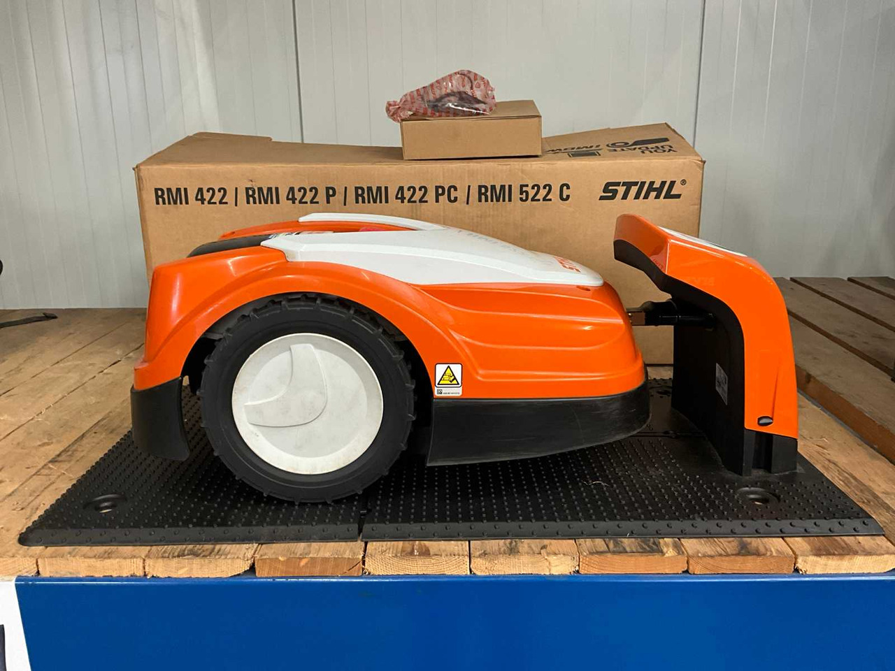 Stihl RMI422.2 - Baštenska kosačica: slika 2 Stihl RMI422.2 - Baštenska kosačica: slika 2