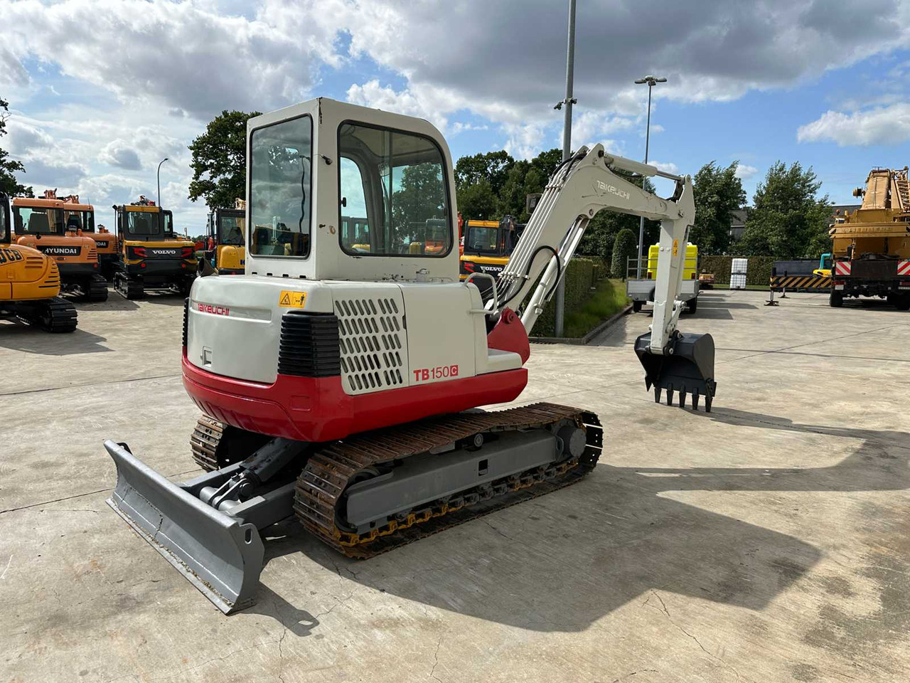 TAKEUCHI - 2010 - TB150C - MIDI EXCAVATOR - Bager: slika 4 TAKEUCHI - 2010 - TB150C - MIDI EXCAVATOR - Bager: slika 4