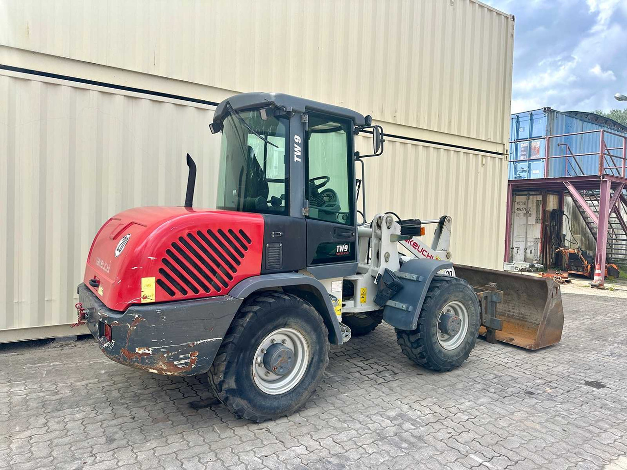 Takeuchi TW9 - Utovarivač točkaš: slika 3 Takeuchi TW9 - Utovarivač točkaš: slika 3