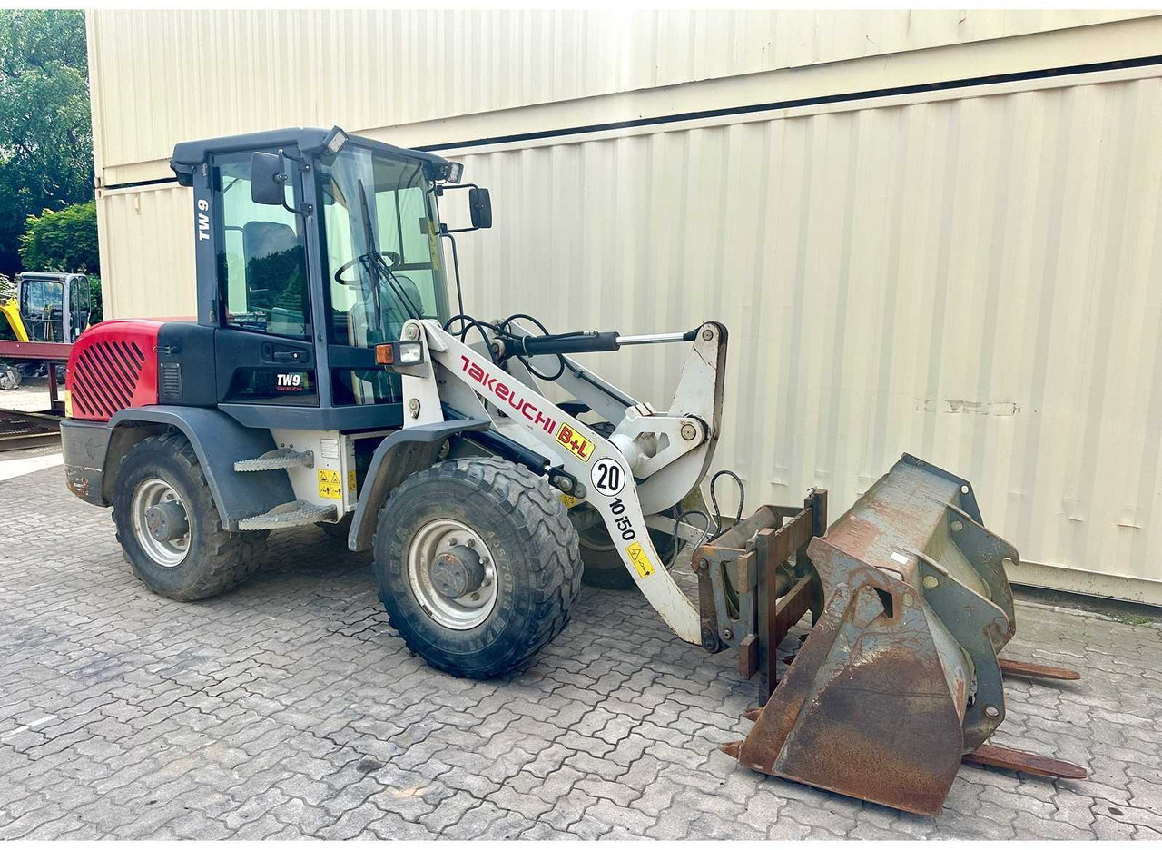 Takeuchi TW9 - Utovarivač točkaš: slika 5 Takeuchi TW9 - Utovarivač točkaš: slika 5
