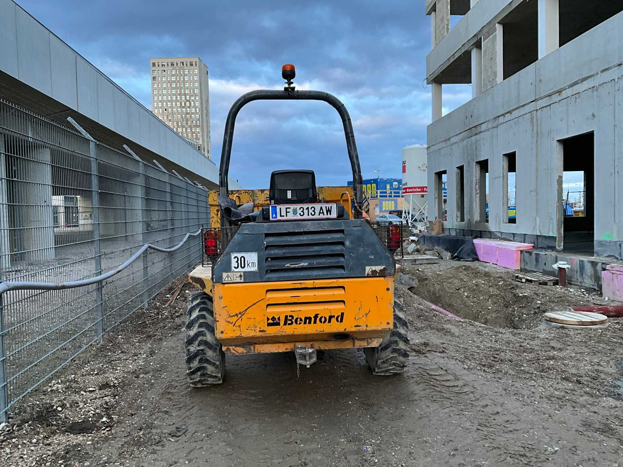 Terex PS5000 - Traktorska prikolica za farmu/ Kiper: slika 4 Terex PS5000 - Traktorska prikolica za farmu/ Kiper: slika 4