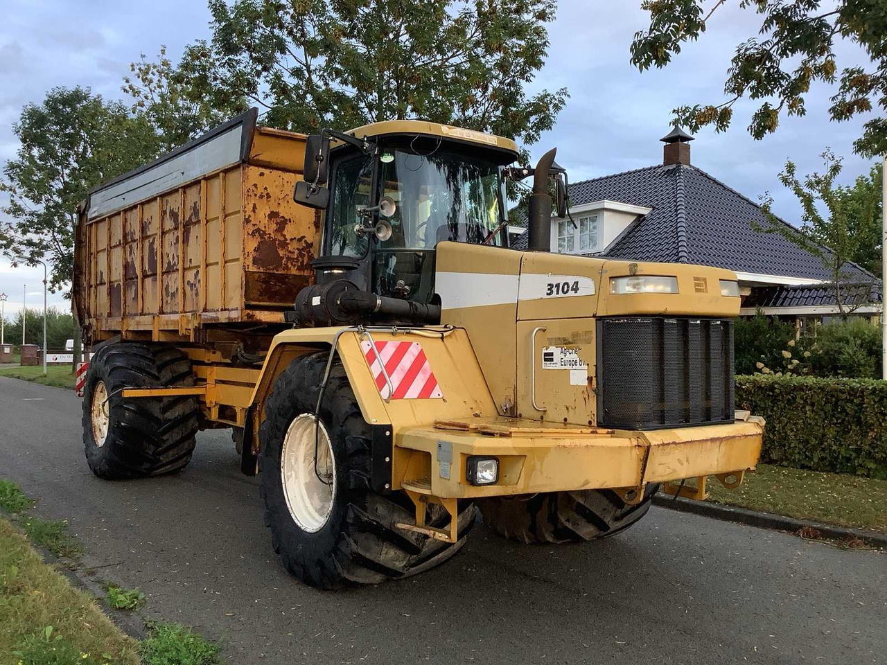 Terra-Gator 3104 4x4 - Traktor: slika 3 Terra-Gator 3104 4x4 - Traktor: slika 3