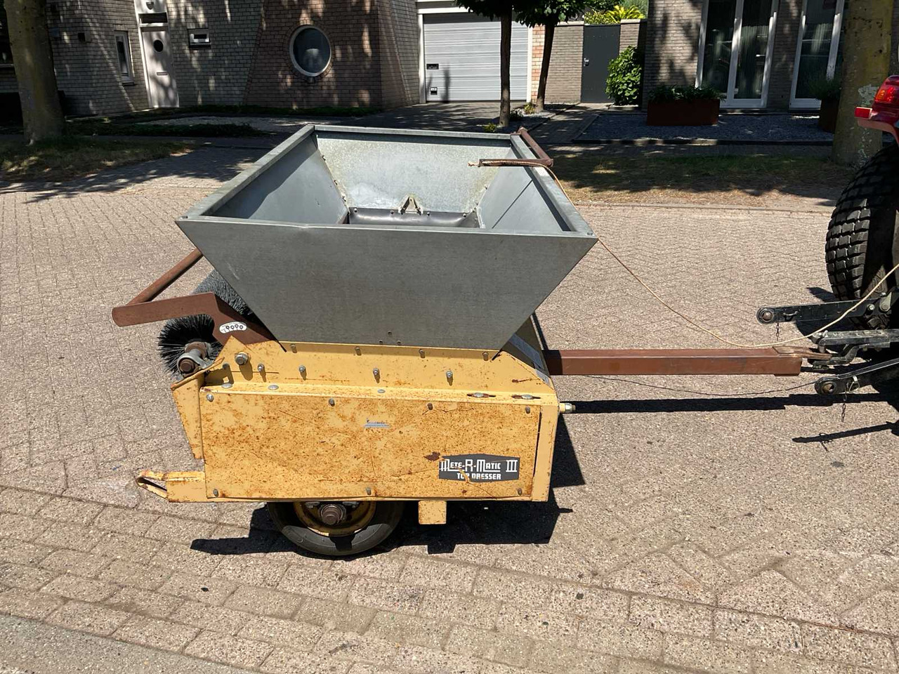 Turfco Mete-r-matic III Top Dresser - Baštenska oprema: slika 4 Turfco Mete-r-matic III Top Dresser - Baštenska oprema: slika 4
