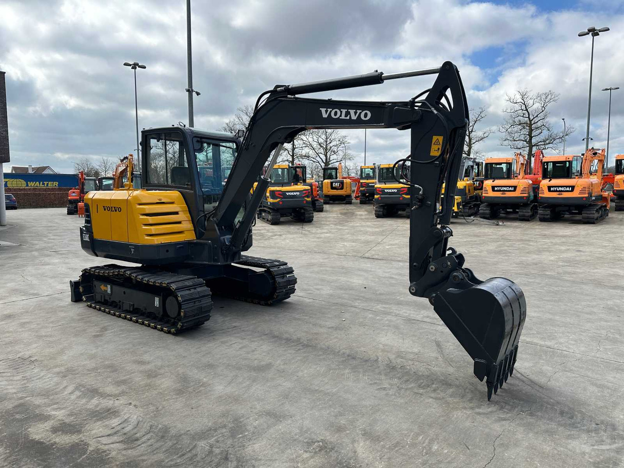 Volvo EC60C - Bager guseničar: slika 3 Volvo EC60C - Bager guseničar: slika 3
