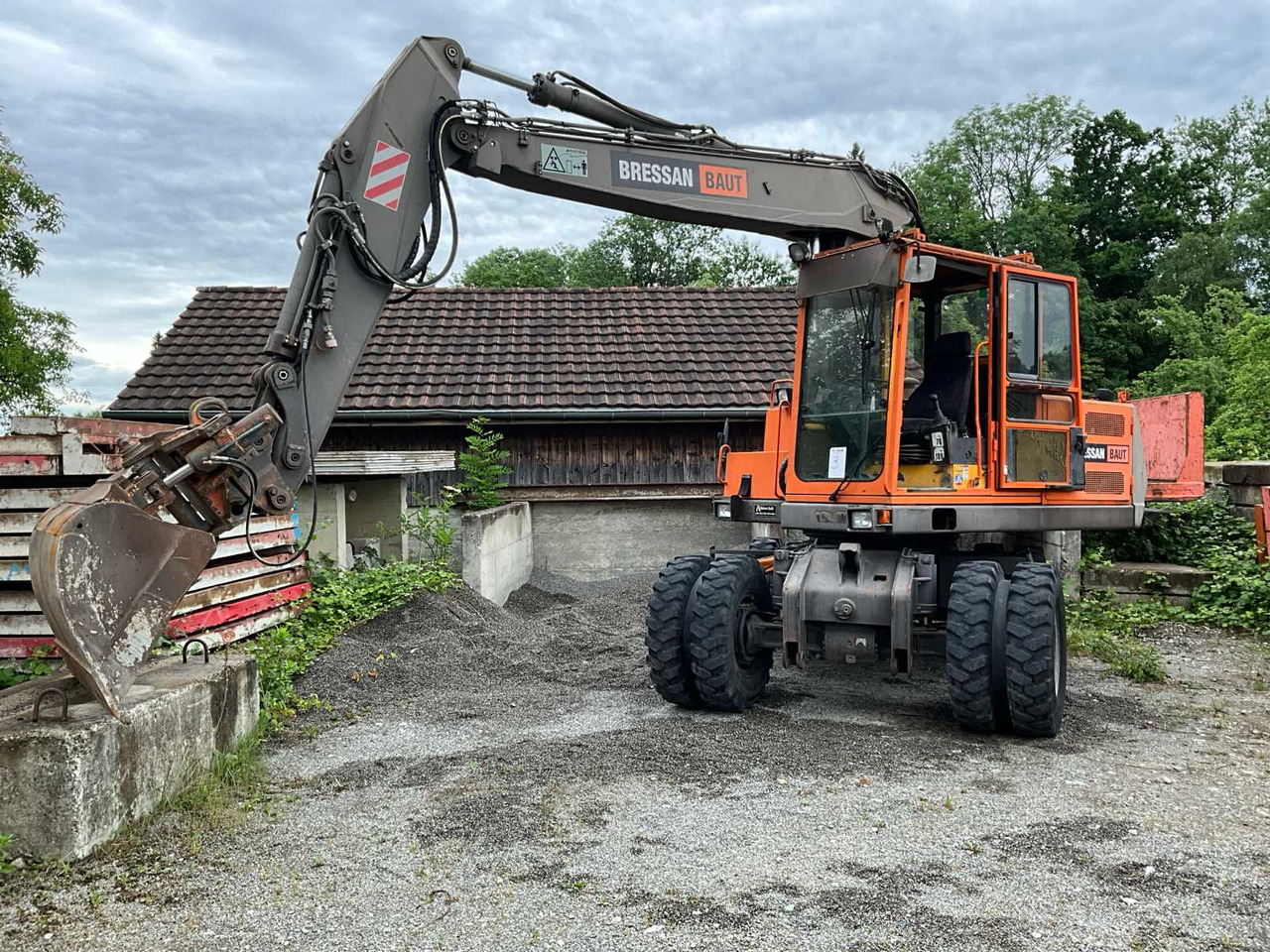Volvo EW 150 C - Bager točkaš: slika 1 Volvo EW 150 C - Bager točkaš: slika 1
