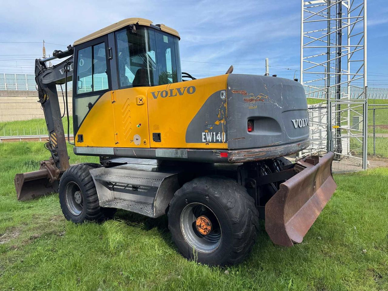 Volvo EW140 - Bager točkaš: slika 4 Volvo EW140 - Bager točkaš: slika 4
