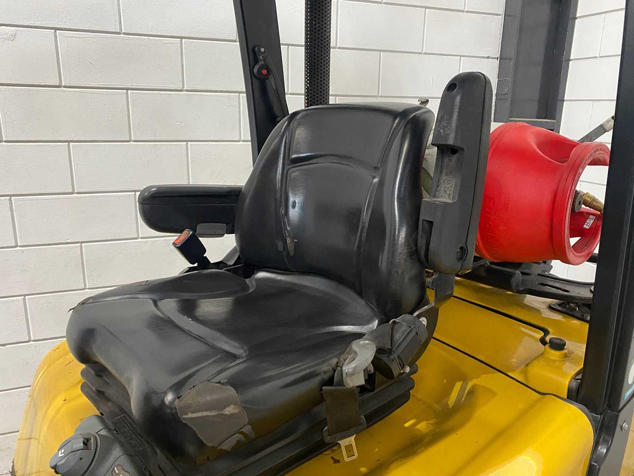 YALE - 2017 - GLP 25 VX - FORKLIFT - Viljuškar: slika 5 YALE - 2017 - GLP 25 VX - FORKLIFT - Viljuškar: slika 5