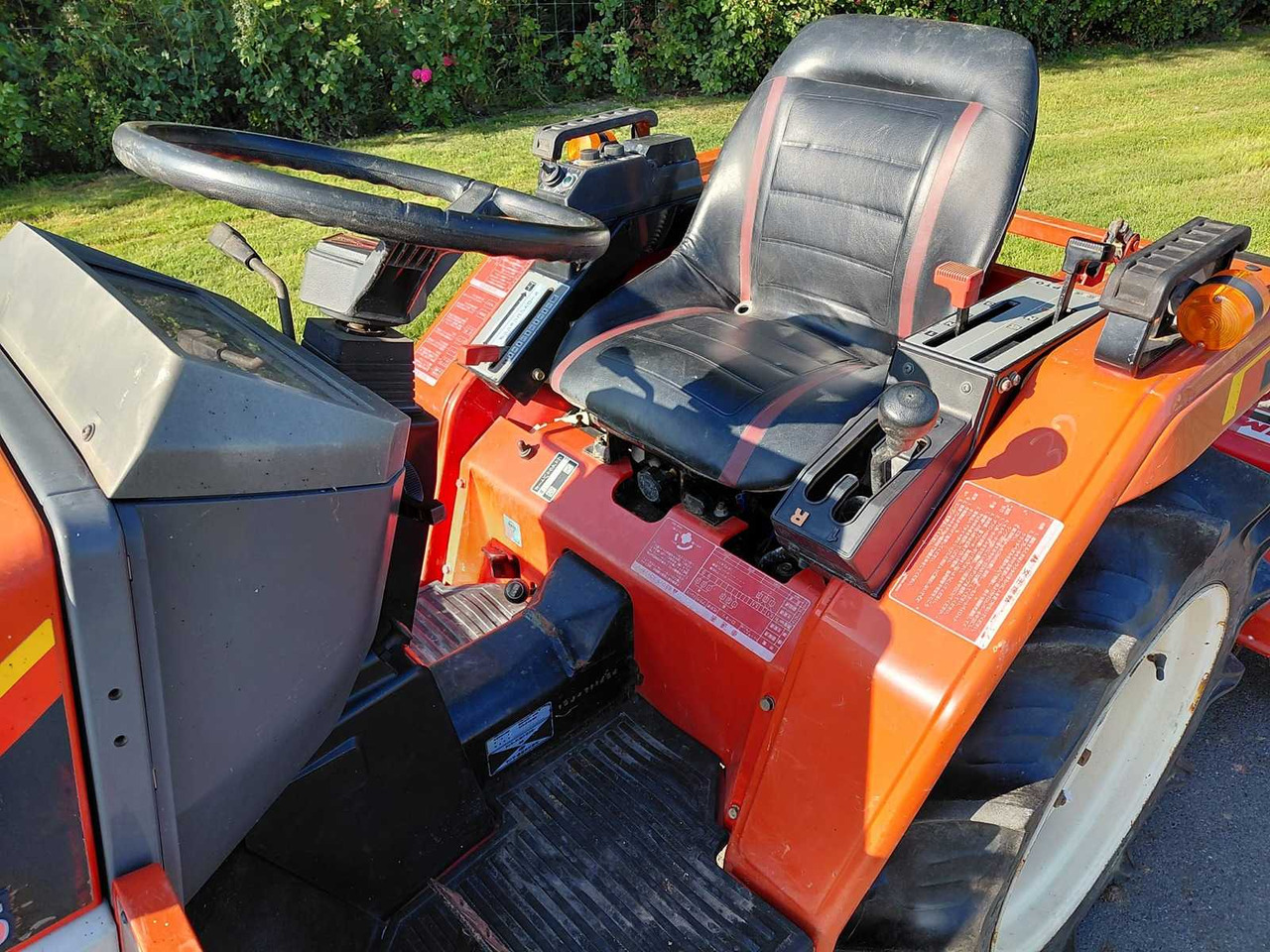 Yanmar F155 - Mali traktor: slika 5 Yanmar F155 - Mali traktor: slika 5