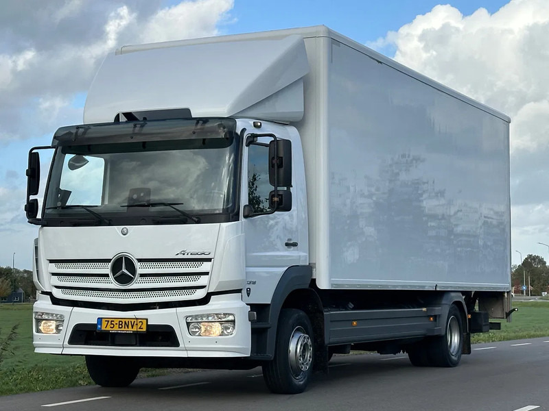 Mercedes-Benz Atego ATEGO 1318L - Kamion sa zatvorenim sandukom: slika 1 Mercedes-Benz Atego ATEGO 1318L - Kamion sa zatvorenim sandukom: slika 1