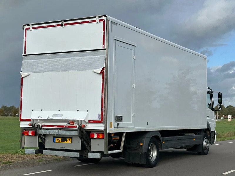 Mercedes-Benz Atego ATEGO 1318L - Kamion sa zatvorenim sandukom: slika 3 Mercedes-Benz Atego ATEGO 1318L - Kamion sa zatvorenim sandukom: slika 3