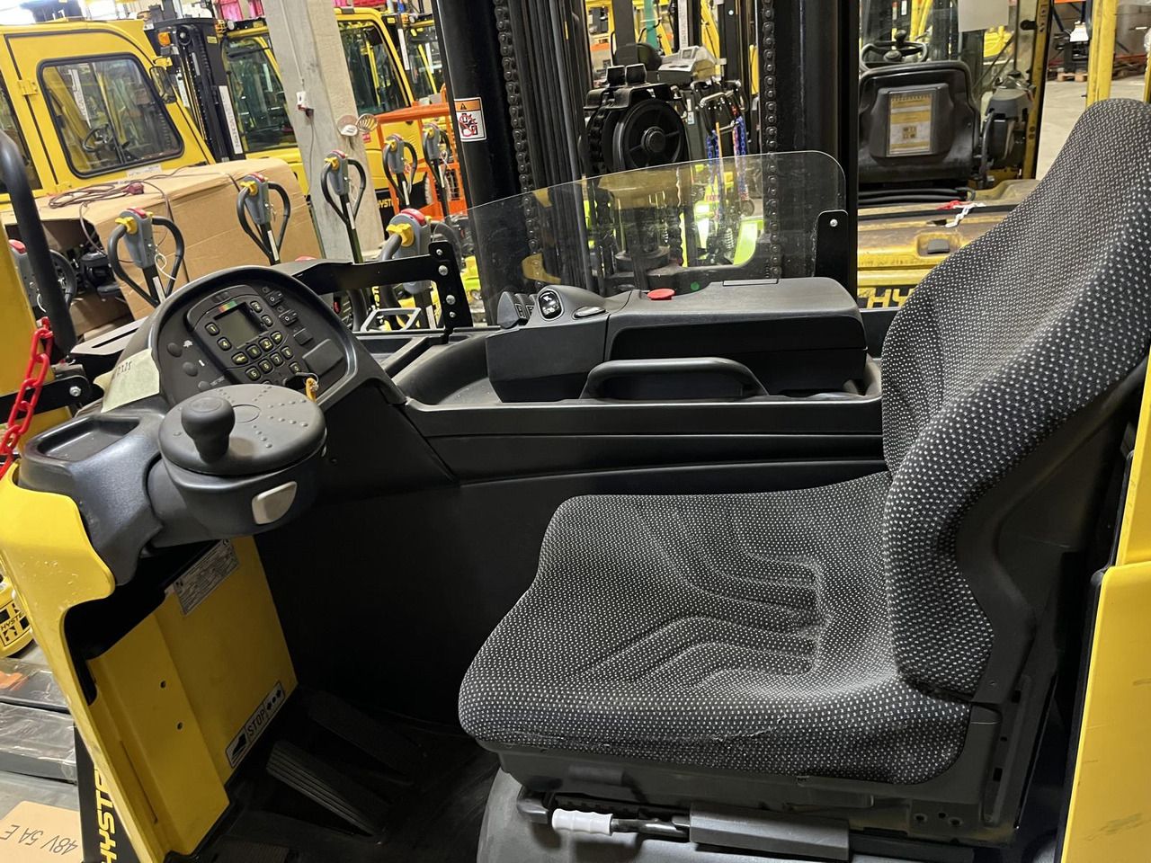 Hyster R1.4 - Regalni viljuškar: slika 5 Hyster R1.4 - Regalni viljuškar: slika 5