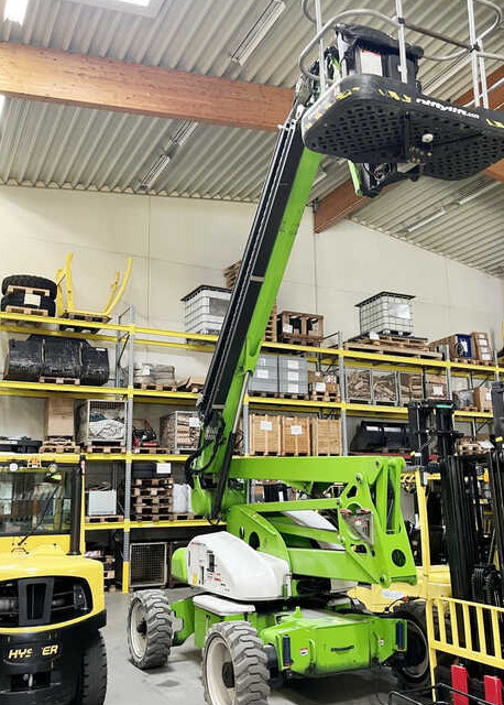 Niftylift HR21E 2x4 - Zglobna platforma: slika 1 Niftylift HR21E 2x4 - Zglobna platforma: slika 1