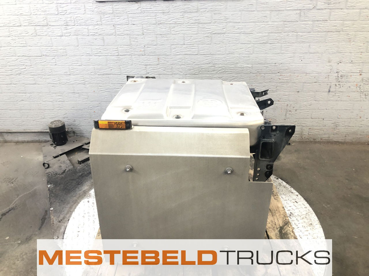 DAF Diesel particul filter DPF - Prigušivač/ Izduvni sistem za Kamion: slika 1 DAF Diesel particul filter DPF - Prigušivač/ Izduvni sistem za Kamion: slika 1