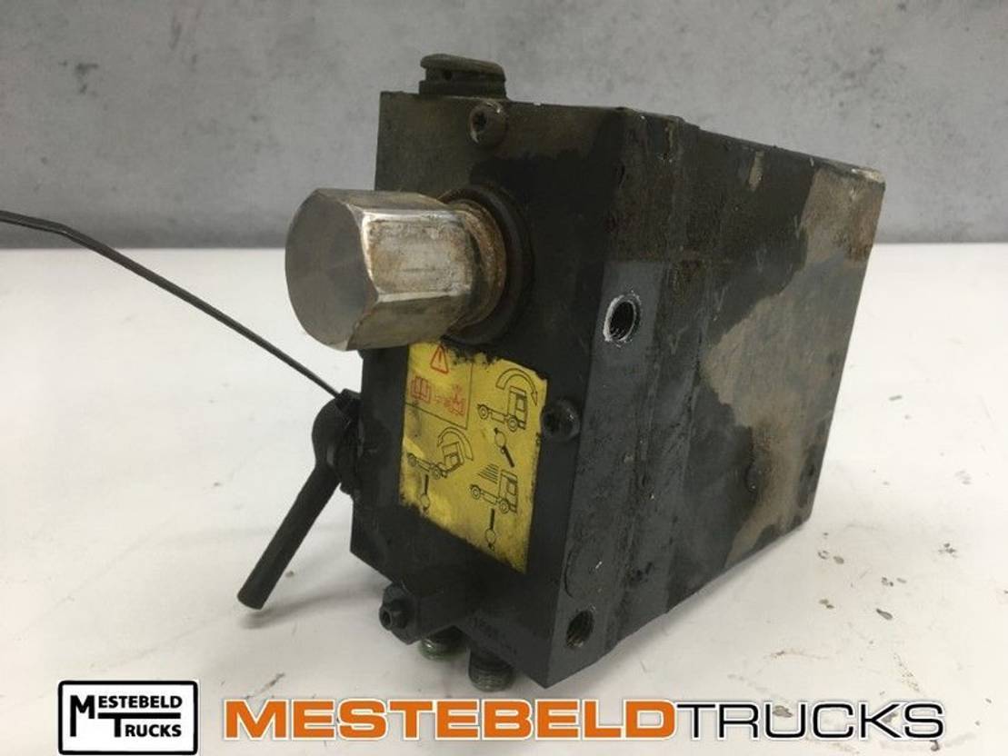 Iveco Cabinekantelpomp - Kabina i enterijer za Kamion: slika 1 Iveco Cabinekantelpomp - Kabina i enterijer za Kamion: slika 1