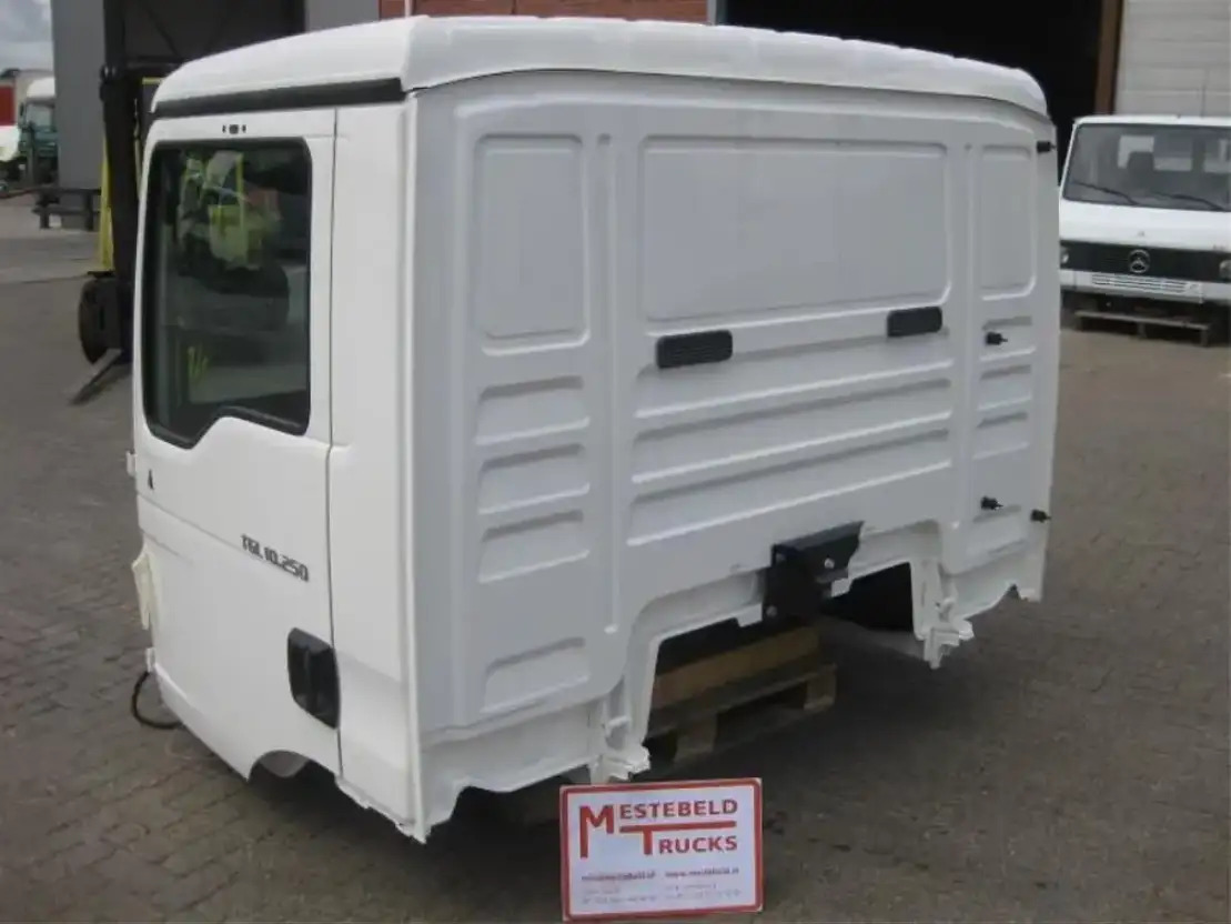 MAN Cabine TGL 10-250 - Kabina za Kamion: slika 2 MAN Cabine TGL 10-250 - Kabina za Kamion: slika 2