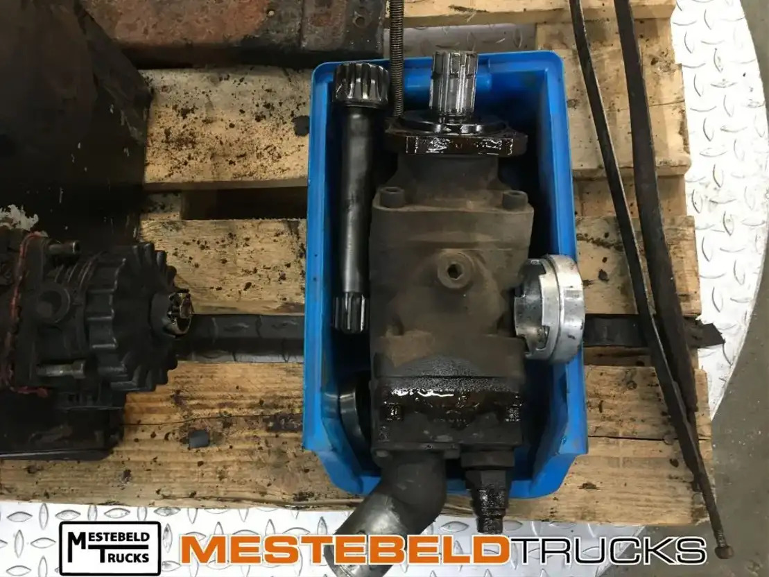 MAN PTO pomp + as + olietank - Hidraulika za Kamion: slika 3 MAN PTO pomp + as + olietank - Hidraulika za Kamion: slika 3