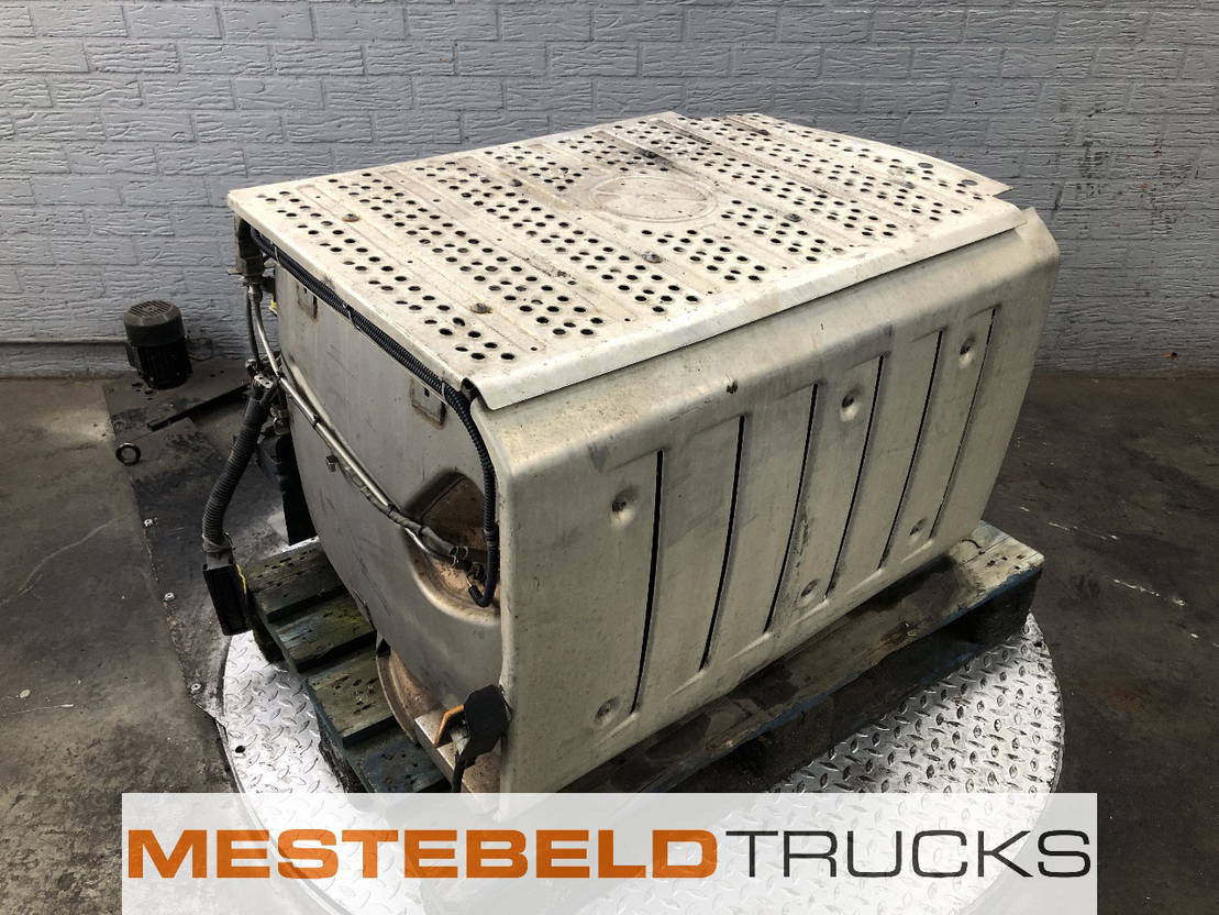 Mercedes-Benz Katalysator 1842 - Prigušivač/ Izduvni sistem za Kamion: slika 1 Mercedes-Benz Katalysator 1842 - Prigušivač/ Izduvni sistem za Kamion: slika 1