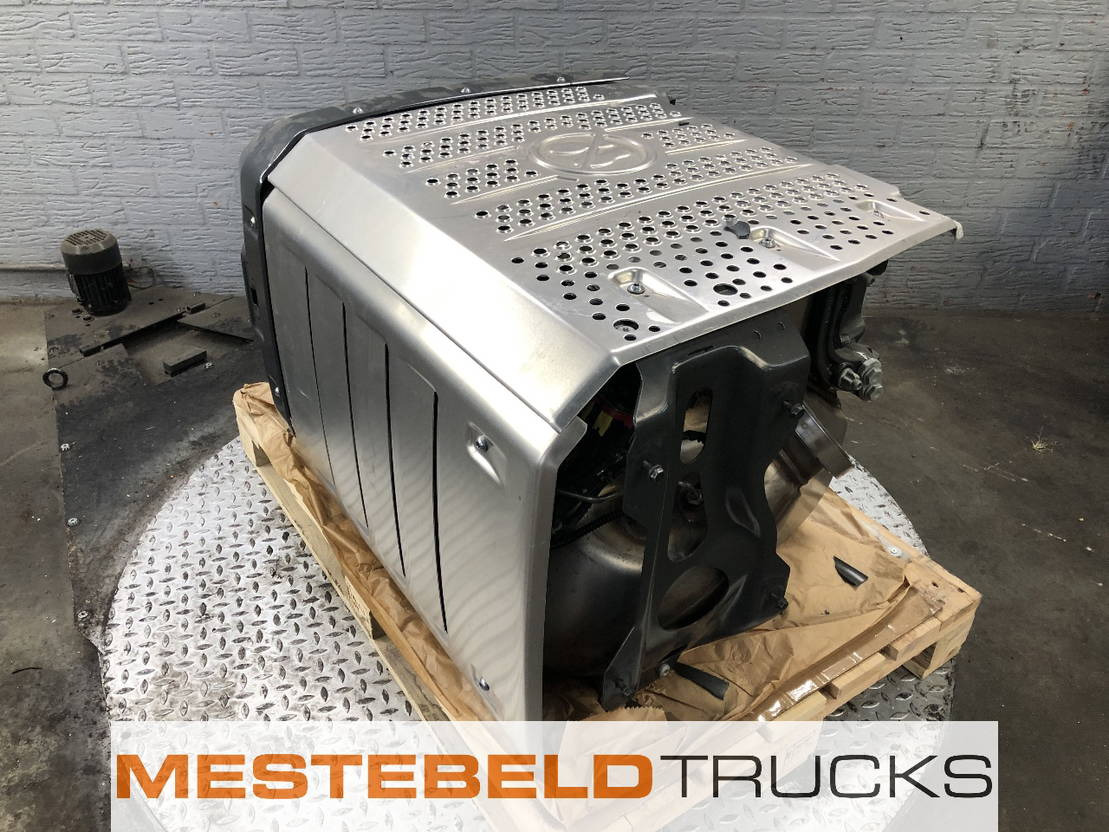 Mercedes-Benz Katalysator - Prigušivač/ Izduvni sistem za Kamion: slika 2 Mercedes-Benz Katalysator - Prigušivač/ Izduvni sistem za Kamion: slika 2