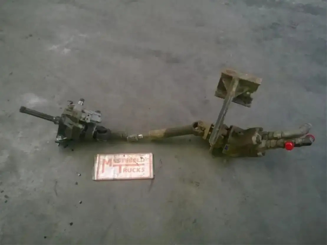 Mercedes-Benz PTO met pomp en as - Hidraulika za Kamion: slika 1 Mercedes-Benz PTO met pomp en as - Hidraulika za Kamion: slika 1