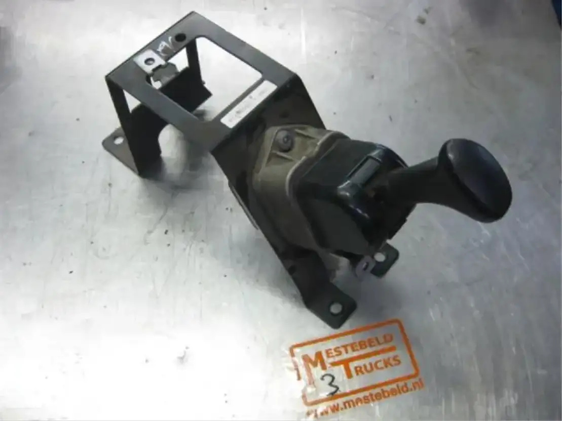 Mercedes-Benz Ventiel - Delovi kočnica za Kamion: slika 1 Mercedes-Benz Ventiel - Delovi kočnica za Kamion: slika 1