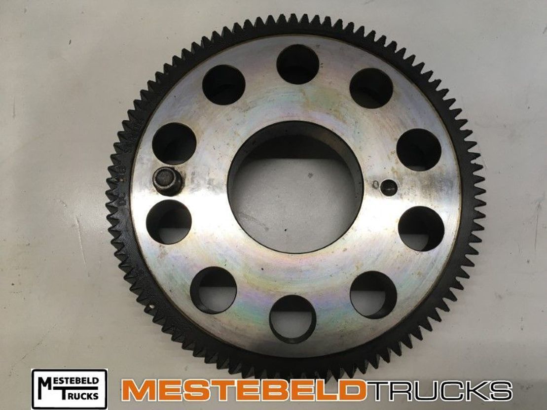 Scania T andwiel  - Motor i delovi za Kamion: slika 1 Scania T andwiel  - Motor i delovi za Kamion: slika 1