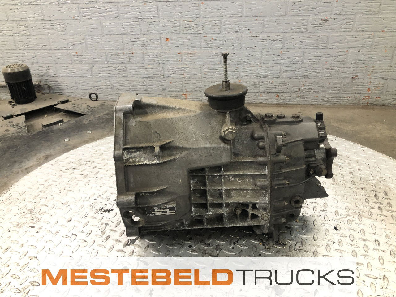 Volkswagen Versnellingsbak Crafter LT 2.5 G28-5R  - Menjač i delovi za Kamion: slika 1 Volkswagen Versnellingsbak Crafter LT 2.5 G28-5R  - Menjač i delovi za Kamion: slika 1