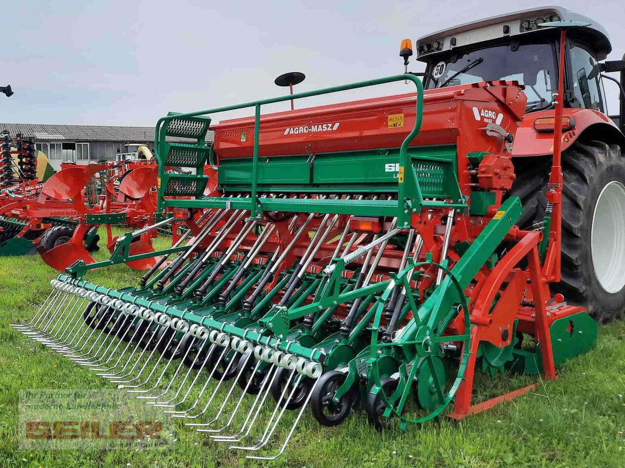 Agro-Masz ANA 30 + SN 300 - Kombinovana mašina za setvu: slika 1 Agro-Masz ANA 30 + SN 300 - Kombinovana mašina za setvu: slika 1