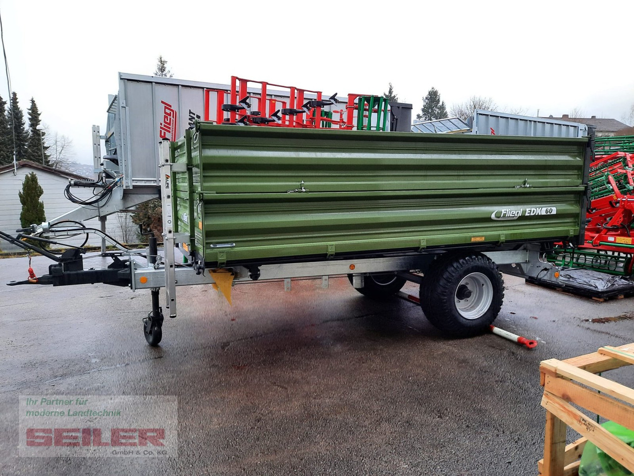 Fliegl EDK 60 FOX - Traktorska prikolica za farmu/ Kiper: slika 5 Fliegl EDK 60 FOX - Traktorska prikolica za farmu/ Kiper: slika 5