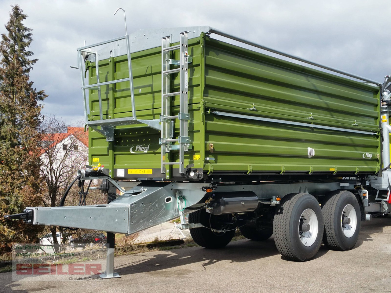 Fliegl TDK 200 FOX - Traktorska prikolica za farmu/ Kiper: slika 1 Fliegl TDK 200 FOX - Traktorska prikolica za farmu/ Kiper: slika 1