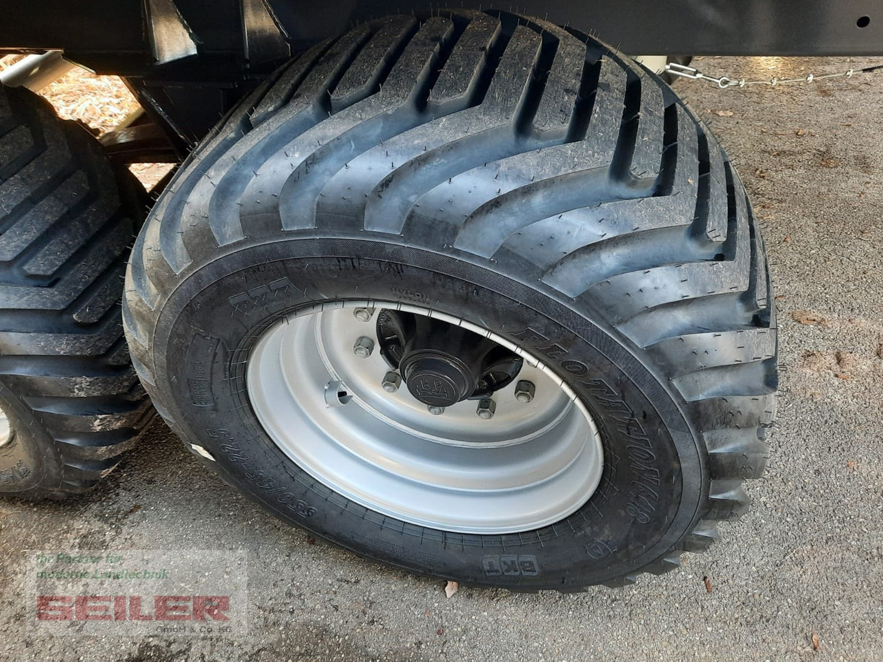 Fliegl TMK 140 FOX JUMBO-TITAN 20m³ - Traktorska prikolica za farmu/ Kiper: slika 5 Fliegl TMK 140 FOX JUMBO-TITAN 20m³ - Traktorska prikolica za farmu/ Kiper: slika 5