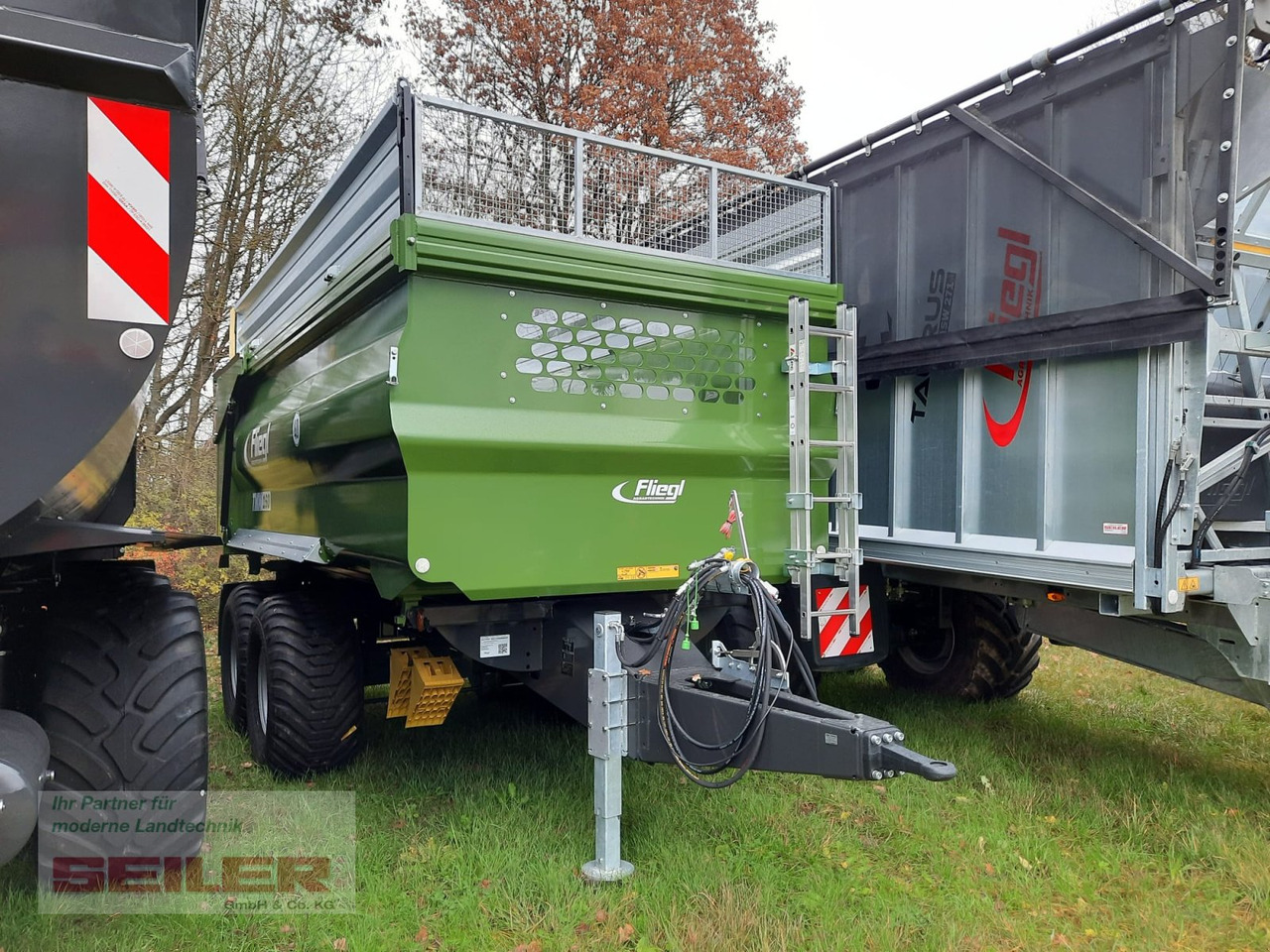 Fliegl TMK 160 FOX 25 m² - Traktorska prikolica za farmu/ Kiper: slika 1 Fliegl TMK 160 FOX 25 m² - Traktorska prikolica za farmu/ Kiper: slika 1