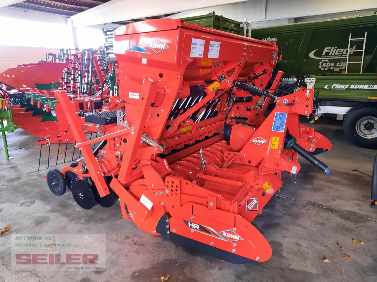 Kuhn HR 304 + Sitera 330-20E - Kombinovana mašina za setvu: slika 4 Kuhn HR 304 + Sitera 330-20E - Kombinovana mašina za setvu: slika 4