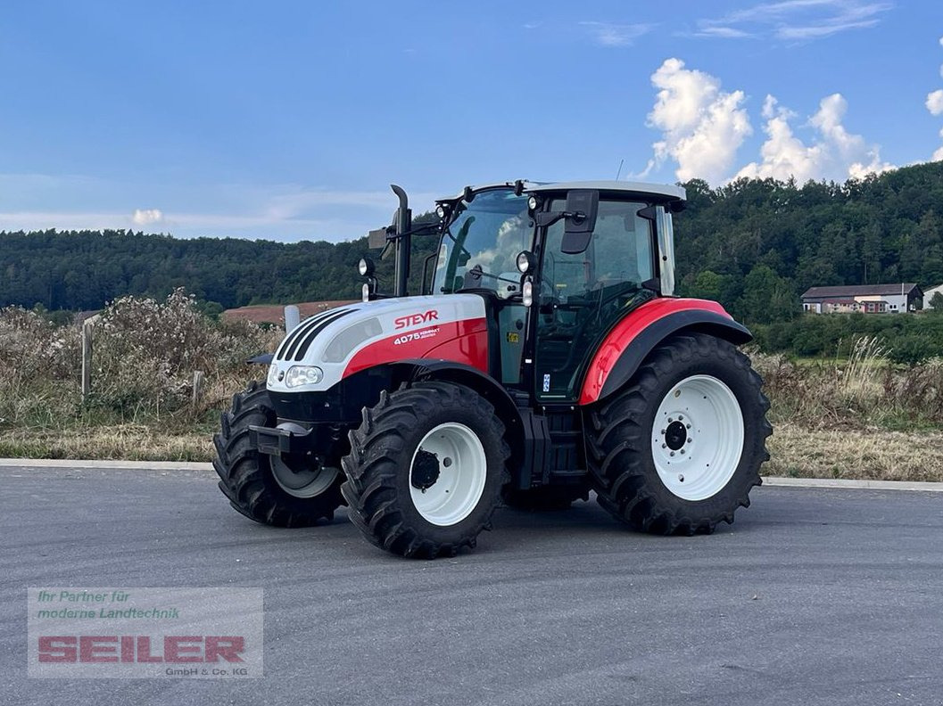 Steyr Kompakt 4075 HILO - Traktor: slika 1 Steyr Kompakt 4075 HILO - Traktor: slika 1