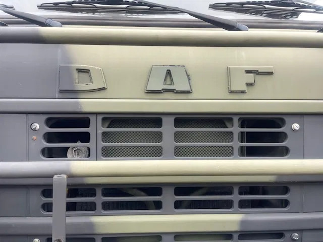 DAF 3600 6x6 - Kamion sa golom šasijom i zatvorenom kabinom: slika 3 DAF 3600 6x6 - Kamion sa golom šasijom i zatvorenom kabinom: slika 3