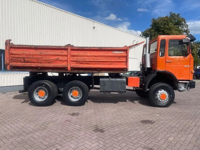 MAN 26.293 6x6 Full steel Kipper - Istovarivač: slika 5 MAN 26.293 6x6 Full steel Kipper - Istovarivač: slika 5