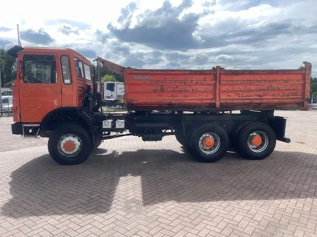 MAN 26.293 6x6 Full steel Kipper - Istovarivač: slika 4 MAN 26.293 6x6 Full steel Kipper - Istovarivač: slika 4