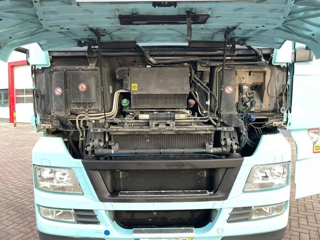 MAN TGX 18.480 Euro 5 Retarder 2 Tanks - Tegljač: slika 3 MAN TGX 18.480 Euro 5 Retarder 2 Tanks - Tegljač: slika 3