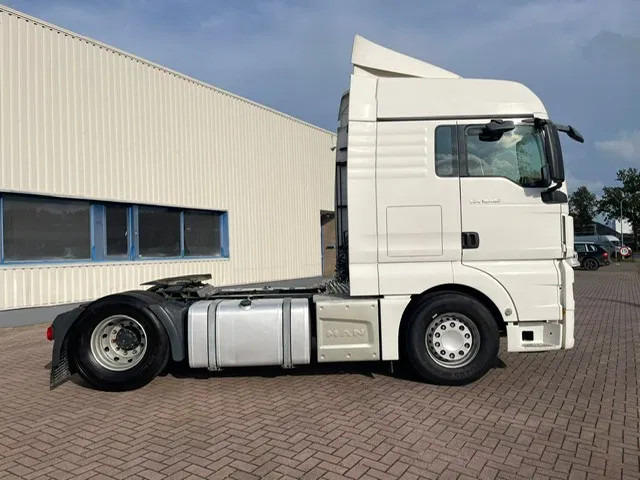 MAN TGX 18.480 Euro 6 Retarder 2 tanks - Tegljač: slika 2 MAN TGX 18.480 Euro 6 Retarder 2 tanks - Tegljač: slika 2