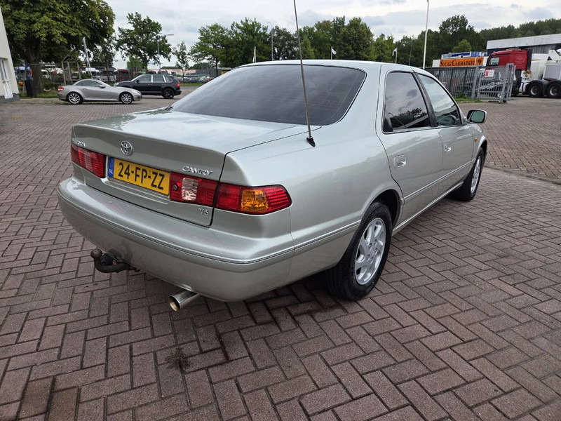 Toyota Camry 3.0 V6 24v // Automaat // leather Seats Cruise Control - Limuzina: slika 3 Toyota Camry 3.0 V6 24v // Automaat // leather Seats Cruise Control - Limuzina: slika 3