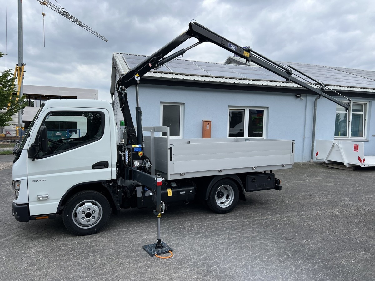 FUSO 3S15 Alu Pritsche 2.80m Ladekran - Dostavno vozilo sa otvorenom sandukom: slika 2 FUSO 3S15 Alu Pritsche 2.80m Ladekran - Dostavno vozilo sa otvorenom sandukom: slika 2