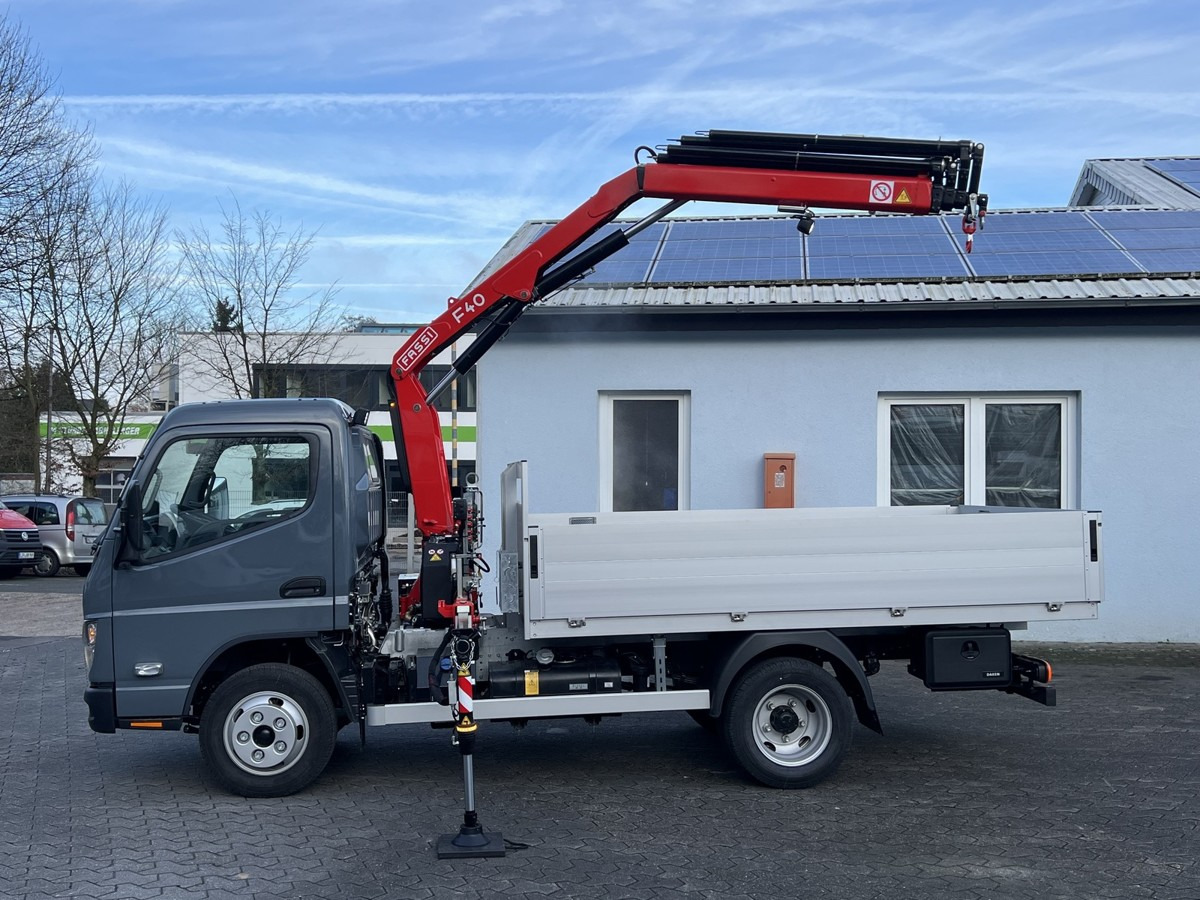 FUSO 6S15 Pritsche 3.0m Kran 4xhydr. Funk! - Dostavno vozilo sa otvorenom sandukom: slika 3 FUSO 6S15 Pritsche 3.0m Kran 4xhydr. Funk! - Dostavno vozilo sa otvorenom sandukom: slika 3