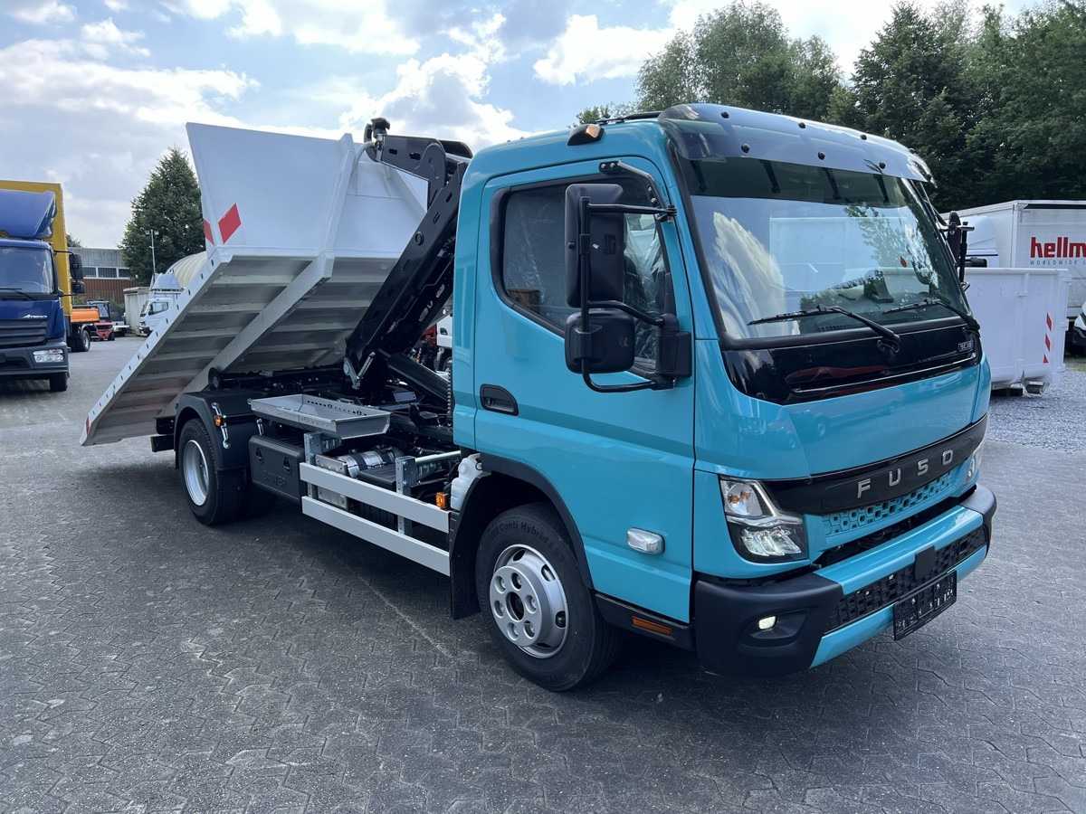 FUSO Canter FUSO 9C18 City Abrollkipper Krokbil Color - Kamion sa hidrauličnom kukom, Kamion sa dizalicom: slika 3 FUSO Canter FUSO 9C18 City Abrollkipper Krokbil Color - Kamion sa hidrauličnom kukom, Kamion sa dizalicom: slika 3