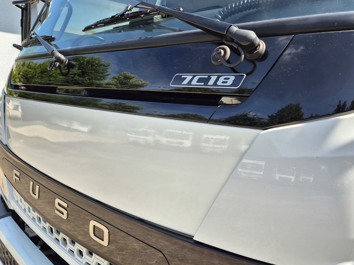 FUSO Fuso Canter 7C18 City Abrollkipper AHK Hooklift FUSO Fuso Canter 7C18 City Abrollkipper AHK Hooklift: slika 15