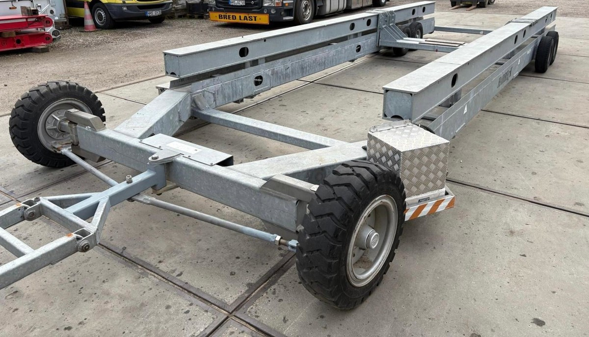 HARBECK Hafentrailer Harbeck LTS200 20t - Prikolica za čamac: slika 2 HARBECK Hafentrailer Harbeck LTS200 20t - Prikolica za čamac: slika 2